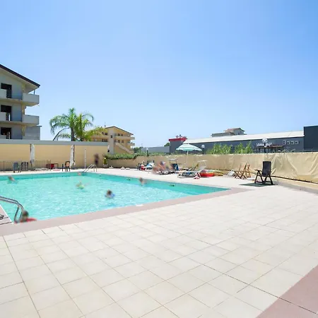 Apartamento Pet Friendly Apartment In Caulonia Marina Caulonia Marina