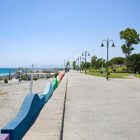 Pet Friendly Apartment In Caulonia Marina *